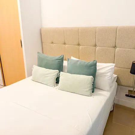 Plaza Del Principe דירה